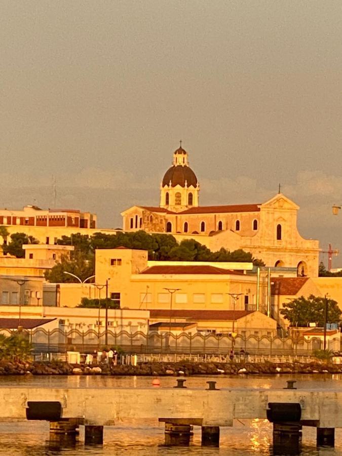 Marina Di Castello Panzió Cagliari Kültér fotó
