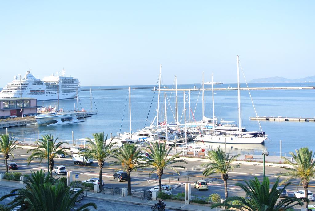 Marina Di Castello Panzió Cagliari Kültér fotó