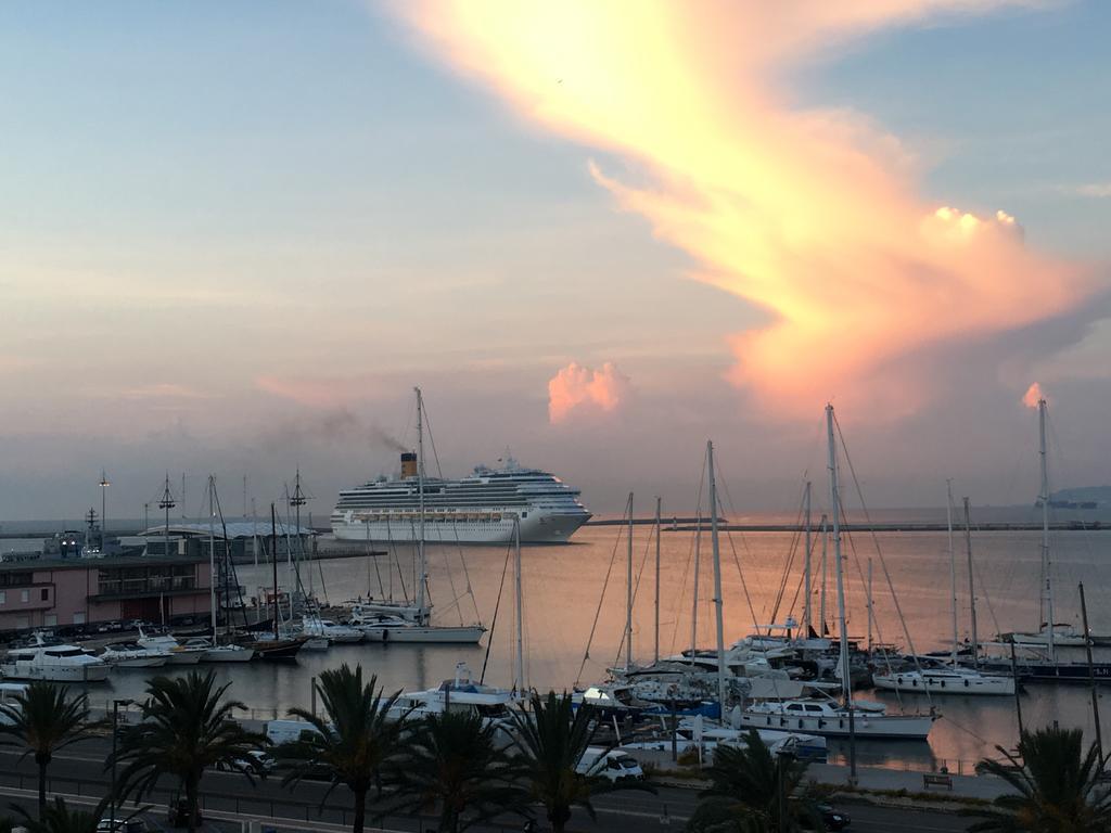 Marina Di Castello Panzió Cagliari Kültér fotó