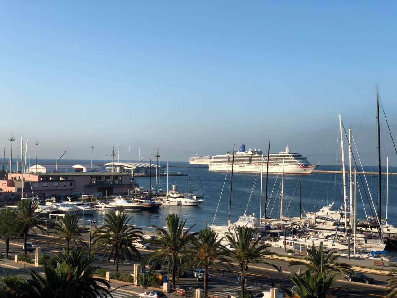 Marina Di Castello Panzió Cagliari Kültér fotó